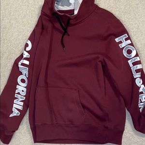 Men’s hollister sweatshirt
